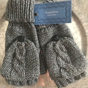 Vera Wang Mittens